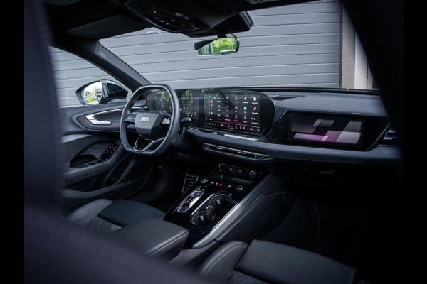 Audi A5 Avant 2.0 e-hybrid quattro S edition 299PK - Panorama l Passenger Displ. l Matrix