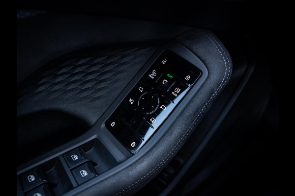 Audi A5 Avant 2.0 e-hybrid quattro S edition 299PK - Panorama l Passenger Displ. l Matrix