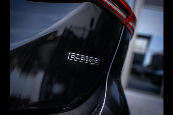 Audi A5 Avant 2.0 e-hybrid quattro S edition 299PK - Panorama l Passenger Displ. l Matrix