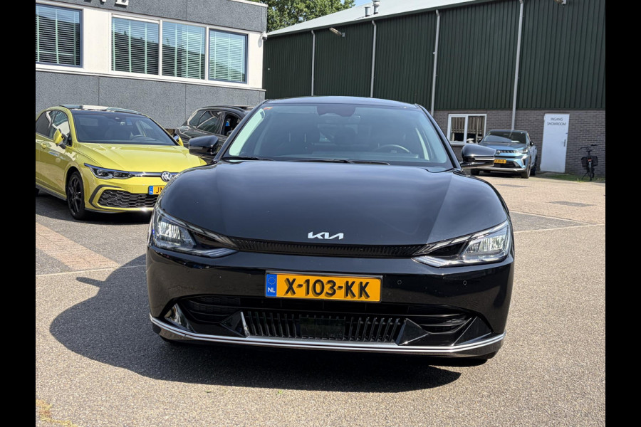 Kia Ev6 Plus 77.4 kWh VAN: 35.900,- VOOR: 32.877,- UW WKVOORDEEL: 3.023,- | SOH 100% | KIA DEALERONDERHOUDEN | MERIDIAN AUDIO | STOEL-, STUUR- & ACHTERBANKVERWARMING | STOELVERKOELING | ELEKTRISCHE KOFFERBAK | FABRIEKSGARANTIE TOT 12-2030
