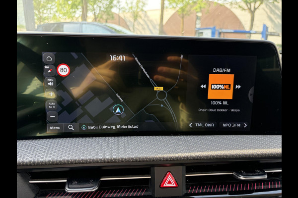 Kia Ev6 Plus 77.4 kWh VAN: 35.900,- VOOR: 32.877,- UW WKVOORDEEL: 3.023,- | SOH 100% | KIA DEALERONDERHOUDEN | MERIDIAN AUDIO | STOEL-, STUUR- & ACHTERBANKVERWARMING | STOELVERKOELING | ELEKTRISCHE KOFFERBAK | FABRIEKSGARANTIE TOT 12-2030