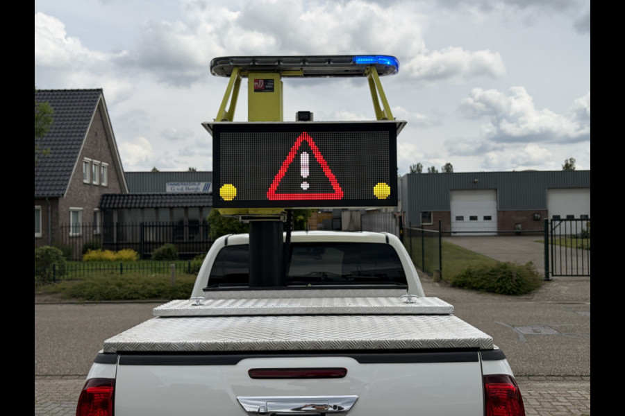 Toyota Hilux 2.4 D-4D 150PK E6 Aut. 4WD Double Cab Professional -- Complete uitrusting / Fully equipped --