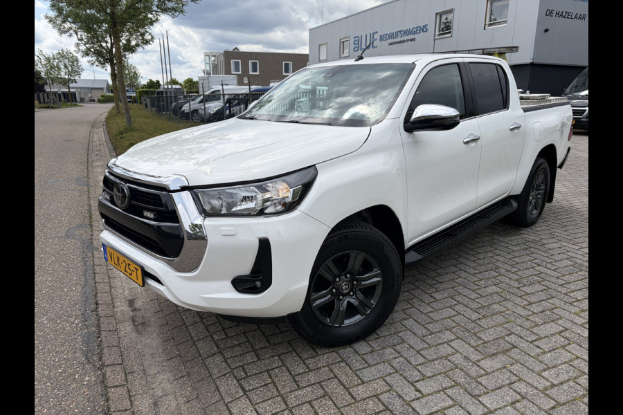 Toyota Hilux 2.4 D-4D 150PK E6 Aut. 4WD Double Cab Professional -- Complete uitrusting / Fully equipped --
