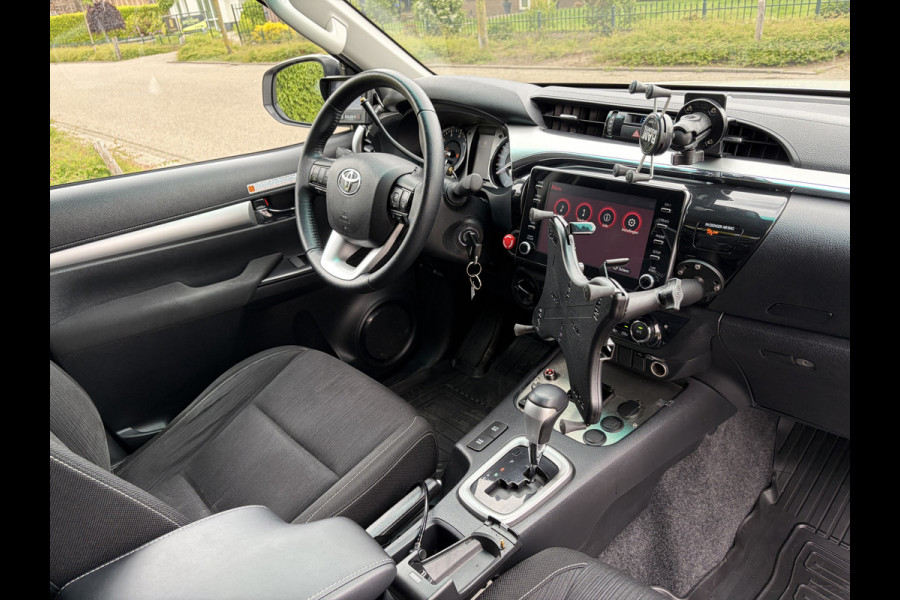Toyota Hilux 2.4 D-4D 150PK E6 Aut. 4WD Double Cab Professional -- Complete uitrusting / Fully equipped --