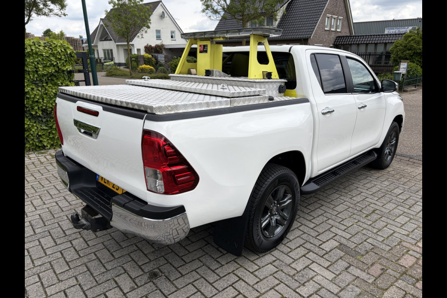 Toyota Hilux 2.4 D-4D 150PK E6 Aut. 4WD Double Cab Professional -- Complete uitrusting / Fully equipped --