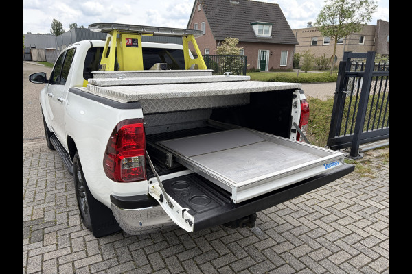 Toyota Hilux 2.4 D-4D 150PK E6 Aut. 4WD Double Cab Professional -- Complete uitrusting / Fully equipped --