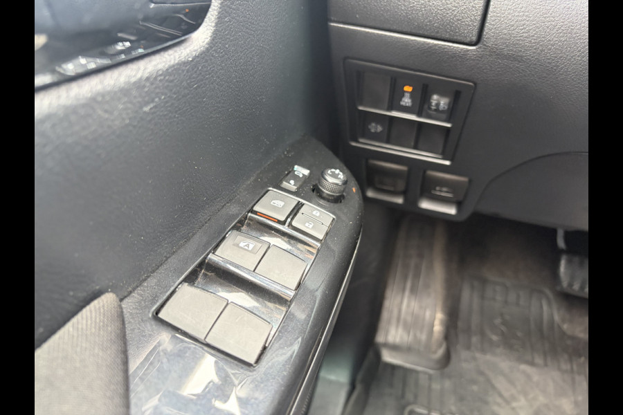 Toyota Hilux 2.4 D-4D 150PK E6 Aut. 4WD Double Cab Professional -- Complete uitrusting / Fully equipped --