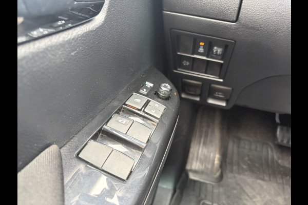Toyota Hilux 2.4 D-4D 150PK E6 Aut. 4WD Double Cab Professional -- Complete uitrusting / Fully equipped --