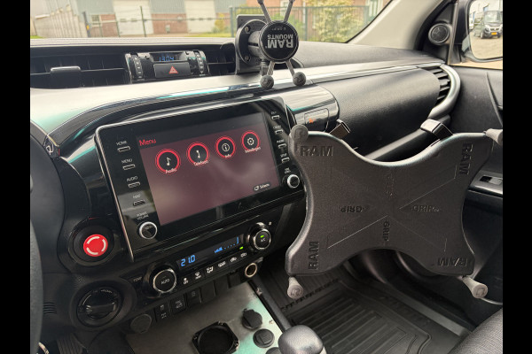Toyota Hilux 2.4 D-4D 150PK E6 Aut. 4WD Double Cab Professional -- Complete uitrusting / Fully equipped --