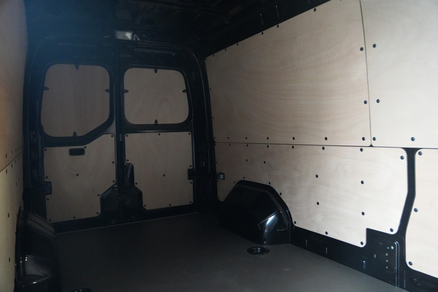 Renault Master E-Tech T35 L3H2 Advance long range 87 kWh 143pk - Trekhaak - Camera - Cruise - LED - Carplay/Android - Rijklaar