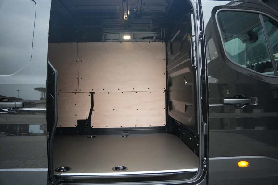 Renault Master E-Tech T35 L3H2 Advance long range 87 kWh 143pk - Trekhaak - Camera - Cruise - LED - Carplay/Android - Rijklaar