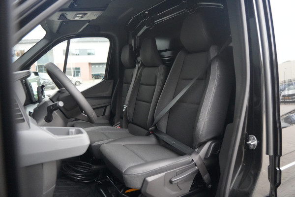 Renault Master E-Tech T35 L3H2 Advance long range 87 kWh 143pk - Trekhaak - Camera - Cruise - LED - Carplay/Android - Rijklaar