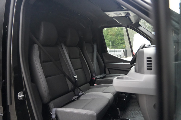 Renault Master E-Tech T35 L3H2 Advance long range 87 kWh 143pk - Trekhaak - Camera - Cruise - LED - Carplay/Android - Rijklaar