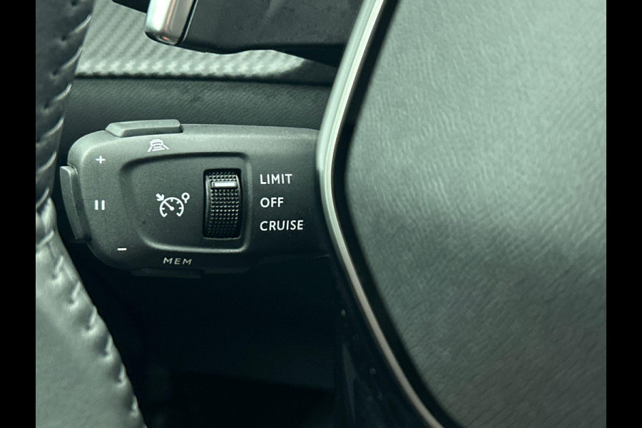 Peugeot 208 Peugeot 208 Hybrid 100pk Automaat Allure Navigatie Apple Carplay/Android Auto Airco Parkeer sensoren Cruise Control Led Lichtmetalen Velgen