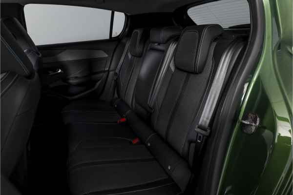 Peugeot 308 1.2 PureTech 130 PK Allure Pack Business | Dig.Cockpit | Adapt.Cruise | Stoelverwarming | 360 camera | NAV+App.Connect | Auto.Airco | LM 17" |