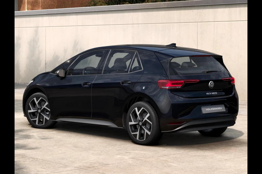 Volkswagen ID.3 Life 84 kWh accu 170 kW / 231 PK Hatchback Elektri 596 km WLTP | Stoelverwarming | Keyless | Camera | ACC