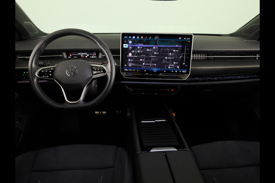 Volkswagen ID.7 Limited Edition Plus 77 kWh accu 210 kW / 286 PK V / Trekhaak / Massage / 360 graden / HUD