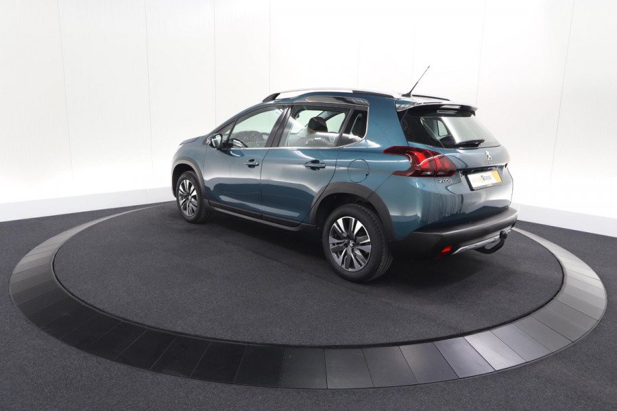 Peugeot 2008 PureTech 110 Allure | UNIEKE KLEUR! | Trekhaak | Camera | Apple Carplay | Parkeersensoren