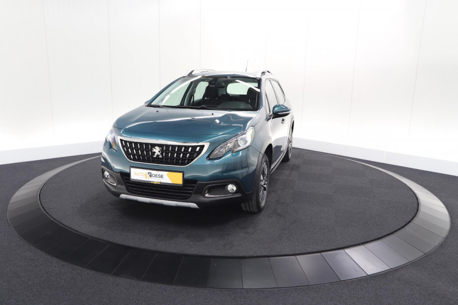 Peugeot 2008 PureTech 110 Allure | UNIEKE KLEUR! | Trekhaak | Camera | Apple Carplay | Parkeersensoren