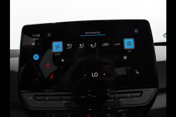 Volkswagen ID.3 Pro 58 kWh Navigatie Apple Carplay Android Auto Parkeersensoren Adaptive Cruise Control Full Led Stoel- en stuurverwarming Climate Control