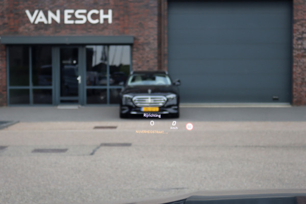 Mercedes-Benz GLC AMG 43 4MATIC | Luchtvering | Distronic+ | Carbon | Memory | Burmester | Panoramadak | HUD | Trekhaak | Nightpakket | Leder | Surround Camera | Keyless Go |