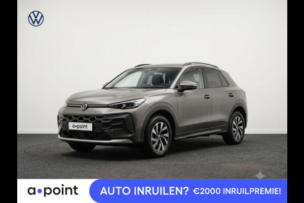 Volkswagen T-Roc Limited Edition 1.5 eTSI 85 kW / 116 PK SUV 7 vers / Getinte ramen / Carplay / 16 Inch