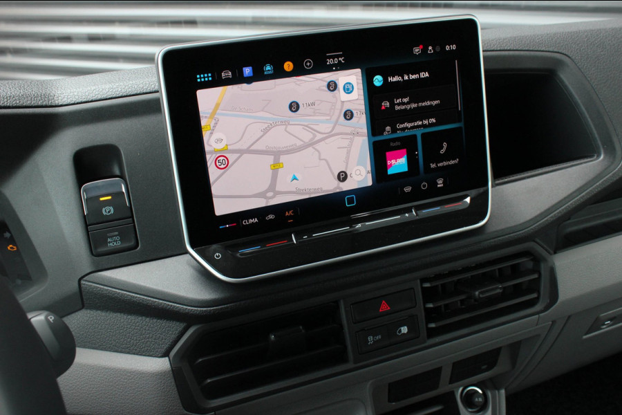 Volkswagen Crafter 2.0 TDI L3H3 Highline LED / XENON / APPLE CARPLAY / NAVIGATIE / DSG / FULL BLACK / 140PK / AUTOMAAT / NEW MODEL
