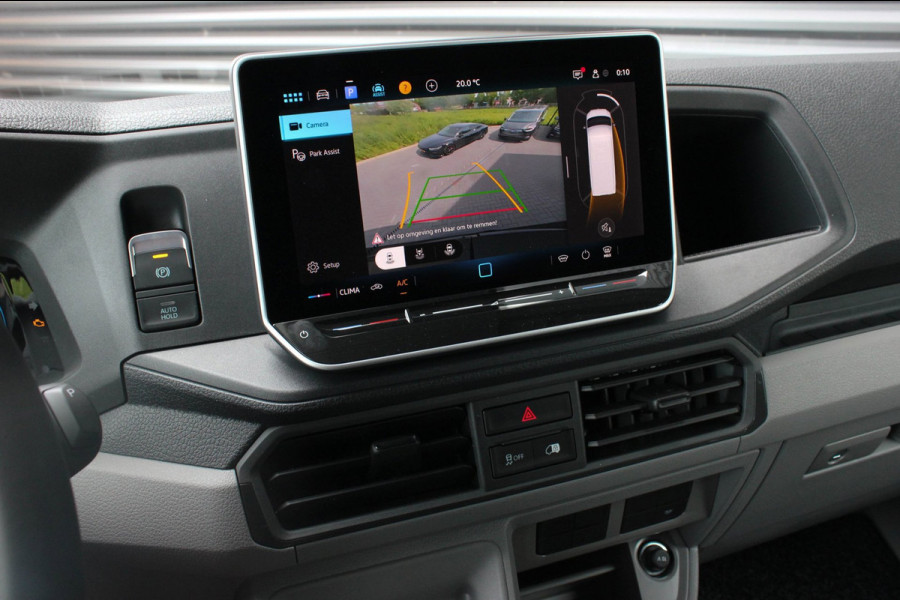Volkswagen Crafter 2.0 TDI L3H3 Highline LED / XENON / APPLE CARPLAY / NAVIGATIE / DSG / FULL BLACK / 140PK / AUTOMAAT / NEW MODEL