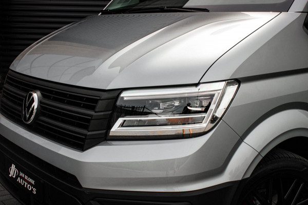 Volkswagen Crafter 2.0 TDI L3H3 Highline LED / XENON / APPLE CARPLAY / NAVIGATIE / DSG / FULL BLACK / 140PK / AUTOMAAT / NEW MODEL