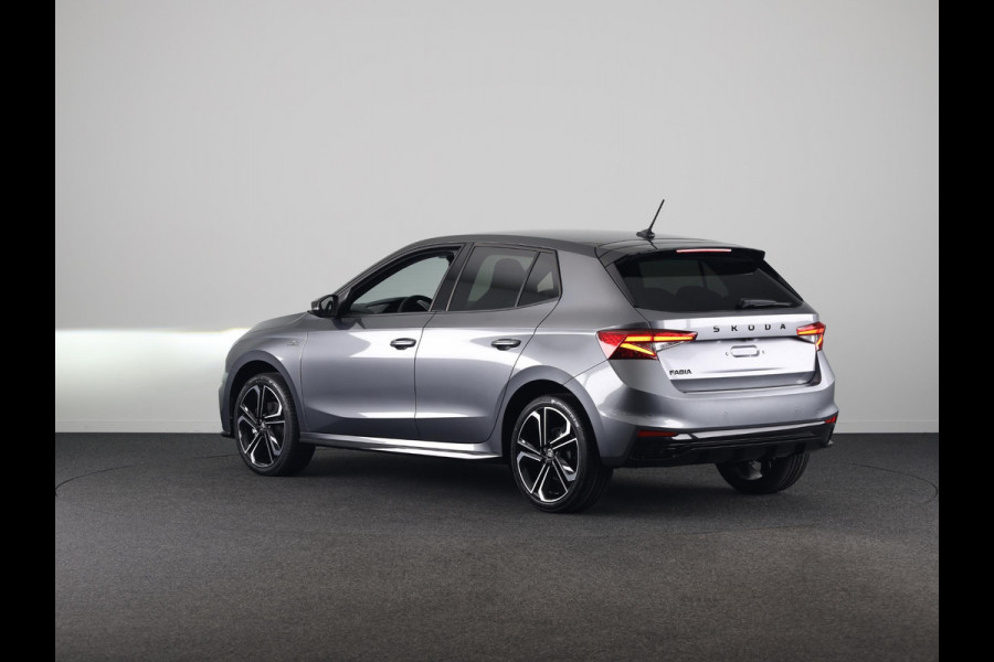 Škoda Fabia Monte Carlo 1.0 TSI 115 pk 7 versn. DSG | Navigatie pakket | Travel assist | Licht en Zicht plus | Verwarmbare voorstoelen | 18 inch lichtmetalen velgen