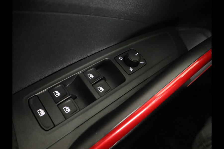 Škoda Fabia Monte Carlo 1.0 TSI 115 pk 7 versn. DSG | Navigatie pakket | Travel assist | Licht en Zicht plus | Verwarmbare voorstoelen | 18 inch lichtmetalen velgen