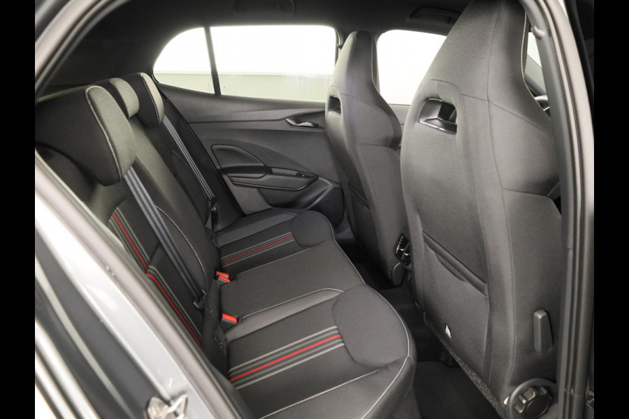 Škoda Fabia Monte Carlo 1.0 TSI 115 pk 7 versn. DSG | Navigatie pakket | Travel assist | Licht en Zicht plus | Verwarmbare voorstoelen | 18 inch lichtmetalen velgen