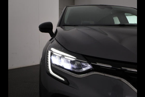 Renault Captur 1.3 TCe 140 PK INTENS 1e EIG GARANTIE 5-2032! NAVIGATIE . PARKEERSENSOREN VOOR & ACHTER .