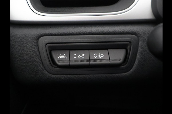 Renault Captur 1.3 TCe 140 PK INTENS 1e EIG GARANTIE 5-2032! NAVIGATIE . PARKEERSENSOREN VOOR & ACHTER .