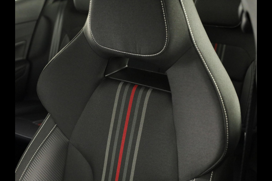 Škoda Fabia Monte Carlo 1.0 TSI 95 pk 5 versn. Hand | Verwarmbare voorstoelen | Travel Assist | Hill Hold