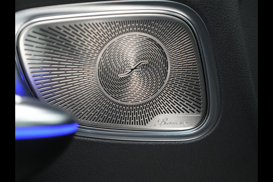 Mercedes-Benz GLC 300e 4MATIC Avantgarde PHEV 313pk Dealer O.H. | Panodak | Adaptive Cruise | Burmester 3D | Camera | Lederen Sportstoelen Memory & Verwarmd | Stuur Verwarmd | Sfeerverlichting | Apple Carplay | Blis | Navigatie | DAB | 19"L.M | Plug In Hybrid |