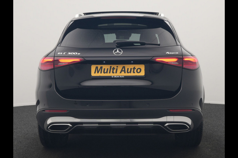 Mercedes-Benz GLC 300e 4MATIC Avantgarde PHEV 313pk Dealer O.H. | Panodak | Adaptive Cruise | Burmester 3D | Camera | Lederen Sportstoelen Memory & Verwarmd | Stuur Verwarmd | Sfeerverlichting | Apple Carplay | Blis | Navigatie | DAB | 19"L.M | Plug In Hybrid |