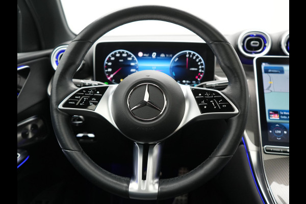 Mercedes-Benz GLC 300e 4MATIC Avantgarde PHEV 313pk Dealer O.H. | Panodak | Adaptive Cruise | Burmester 3D | Camera | Lederen Sportstoelen Memory & Verwarmd | Stuur Verwarmd | Sfeerverlichting | Apple Carplay | Blis | Navigatie | DAB | 19"L.M | Plug In Hybrid |