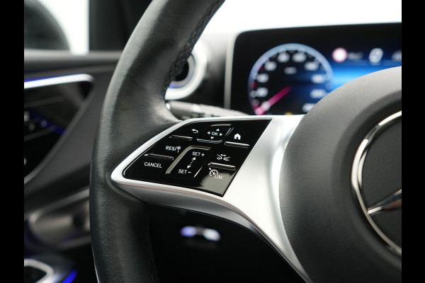 Mercedes-Benz GLC 300e 4MATIC Avantgarde PHEV 313pk Dealer O.H. | Panodak | Adaptive Cruise | Burmester 3D | Camera | Lederen Sportstoelen Memory & Verwarmd | Stuur Verwarmd | Sfeerverlichting | Apple Carplay | Blis | Navigatie | DAB | 19"L.M | Plug In Hybrid |