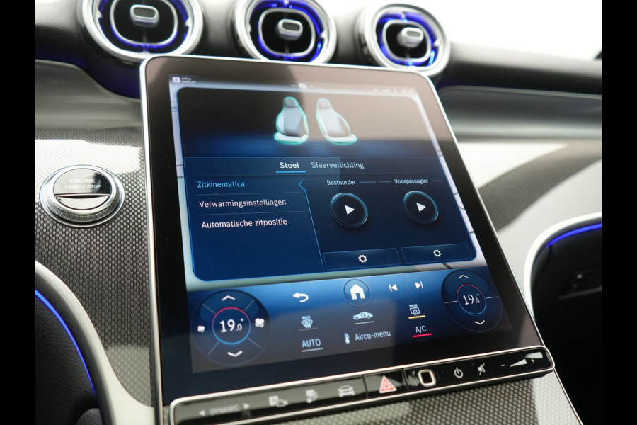 Mercedes-Benz GLC 300e 4MATIC Avantgarde PHEV 313pk Dealer O.H. | Panodak | Adaptive Cruise | Burmester 3D | Camera | Lederen Sportstoelen Memory & Verwarmd | Stuur Verwarmd | Sfeerverlichting | Apple Carplay | Blis | Navigatie | DAB | 19"L.M | Plug In Hybrid |