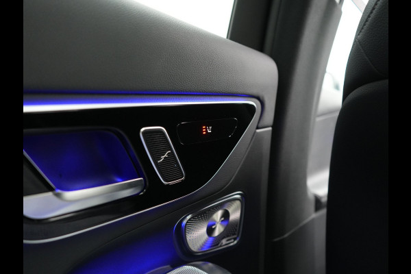 Mercedes-Benz GLC 300e 4MATIC Avantgarde PHEV 313pk Dealer O.H. | Panodak | Adaptive Cruise | Burmester 3D | Camera | Lederen Sportstoelen Memory & Verwarmd | Stuur Verwarmd | Sfeerverlichting | Apple Carplay | Blis | Navigatie | DAB | 19"L.M | Plug In Hybrid |