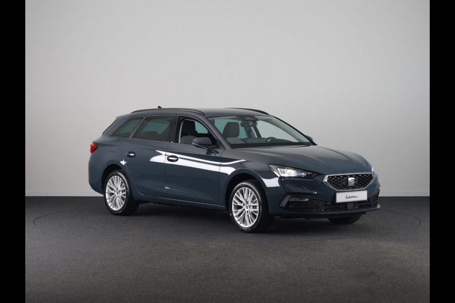 Seat Leon Sportstourer 1.5 TSI e-Hybrid Style Business Intense | Carplay (draadloos) | Navigatie | Adaptieve Cruise | Sensoren V+A + Achteruitrijcamera | Grootlicht Assistent