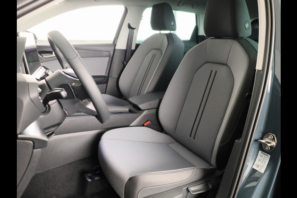Seat Leon Sportstourer 1.5 TSI e-Hybrid Style Business Intense | Carplay (draadloos) | Navigatie | Adaptieve Cruise | Sensoren V+A + Achteruitrijcamera | Grootlicht Assistent
