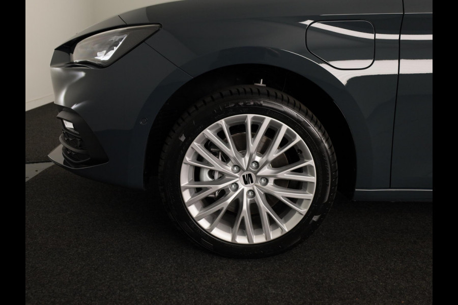 Seat Leon Sportstourer 1.5 TSI e-Hybrid Style Business Intense | Carplay (draadloos) | Navigatie | Adaptieve Cruise | Sensoren V+A + Achteruitrijcamera | Grootlicht Assistent