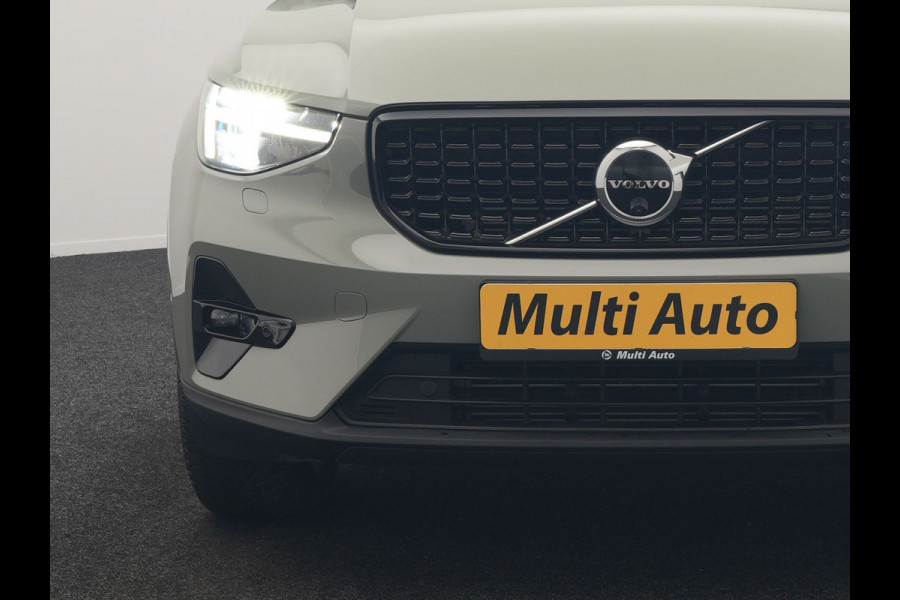 Volvo XC40 T5 Plus Dark PHEV 262pk Dealer O.H. | Adaptive Cruise | 360 Camera | Harman / Kardon | Lederen Sportstoelen Memory & Verwarmd | Keyless | Blis | Stuur Verwarmd | Apple Carplay | Navigatie | DAB | 19"L.M | Plug In Hybrid |