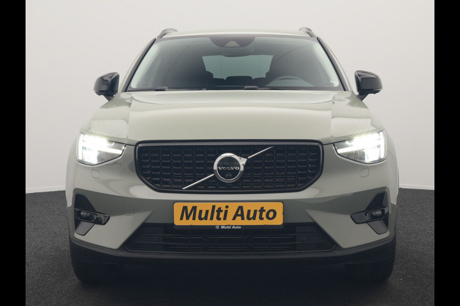 Volvo XC40 T5 Plus Dark PHEV 262pk Dealer O.H. | Adaptive Cruise | 360 Camera | Harman / Kardon | Lederen Sportstoelen Memory & Verwarmd | Keyless | Blis | Stuur Verwarmd | Apple Carplay | Navigatie | DAB | 19"L.M | Plug In Hybrid |