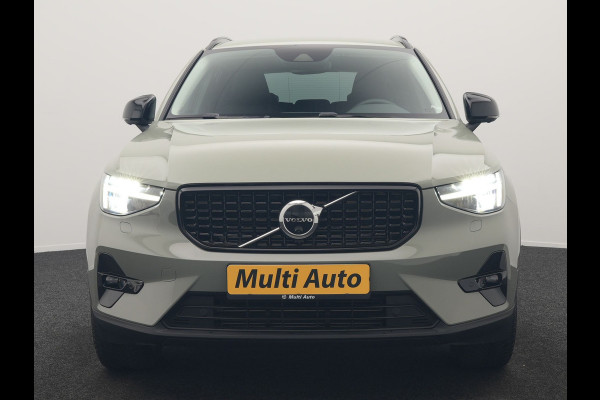 Volvo XC40 T5 Plus Dark PHEV 262pk Dealer O.H. | Adaptive Cruise | 360 Camera | Harman / Kardon | Lederen Sportstoelen Memory & Verwarmd | Keyless | Blis | Stuur Verwarmd | Apple Carplay | Navigatie | DAB | 19"L.M | Plug In Hybrid |