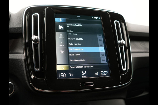 Volvo XC40 T5 Plus Dark PHEV 262pk Dealer O.H. | Adaptive Cruise | 360 Camera | Harman / Kardon | Lederen Sportstoelen Memory & Verwarmd | Keyless | Blis | Stuur Verwarmd | Apple Carplay | Navigatie | DAB | 19"L.M | Plug In Hybrid |