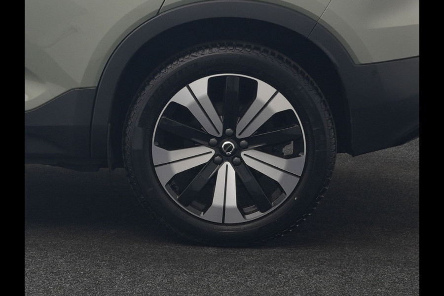 Volvo XC40 T5 Plus Dark PHEV 262pk Dealer O.H. | Adaptive Cruise | 360 Camera | Harman / Kardon | Lederen Sportstoelen Memory & Verwarmd | Keyless | Blis | Stuur Verwarmd | Apple Carplay | Navigatie | DAB | 19"L.M | Plug In Hybrid |