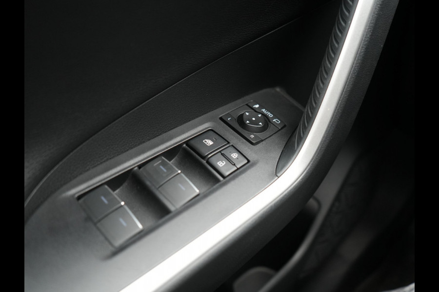 Suzuki Across FACELIFT 2.5 Style PHEV 306pk Dealer O.H. | Trekhaak Afn. | Adaptive Cruise | Camera | Apple Carplay | Sportstoelen & Stuur Verwarmd | Keyless | Blis | DAB | 19"L.M | Plug In Hybrid |